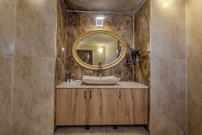 Kayatas Cave Suites
