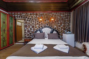 Kayatas Cave Suites