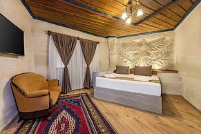 Kayatas Cave Suites