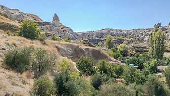 Kayatas Cave Suites