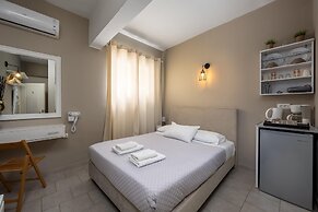 Maravelias Rooms