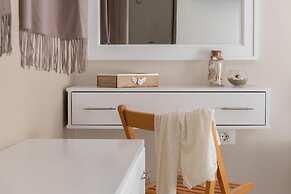 Maravelias Rooms