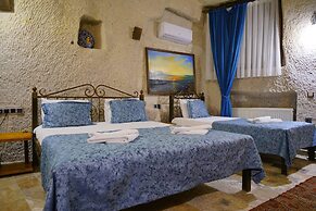 Emit Cave Hotel