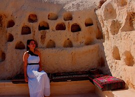 Emit Cave Hotel