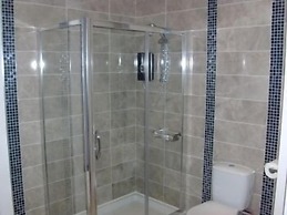 Farnham Hotel