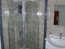 Farnham Hotel