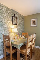 Rocklands Lodges