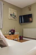 Rocklands Lodges