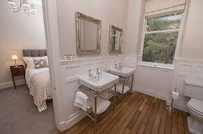 Lys-Na-Greyne Country House