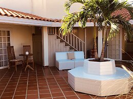 Karibu Aruba Boutique Hotel
