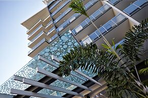 Verve on Cotton Tree