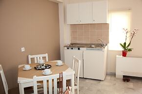 Golden Bay Suites