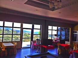 Crystal Hill R