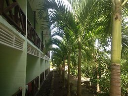 Faofao Beach Fales