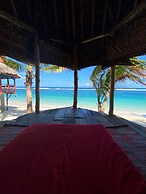 Faofao Beach Fales