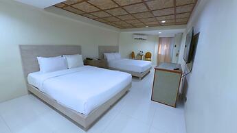 Whiterock Beach Hotel + Waterpark