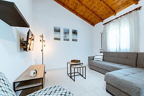 Koulouris Apartments