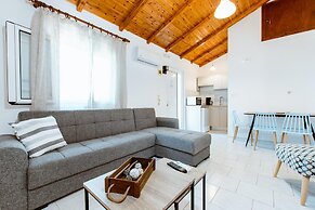 Koulouris Apartments