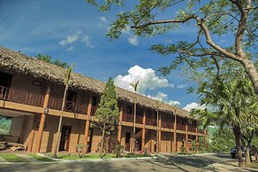 Hoa Binh Hotel
