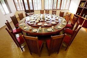 Hoa Binh Hotel