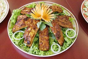 Hoa Binh Hotel