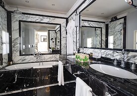 Hôtel Le Yaca Saint-Tropez