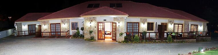 Classique Grace Boutique Hotel