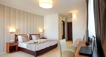 Electra Hotel