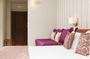 Electra Hotel