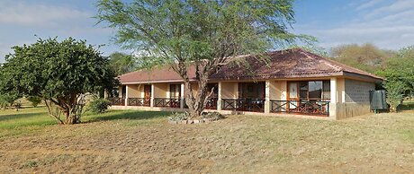 Ashnil Aruba Lodge