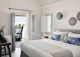 Santo Pure Oia Suites & Villas