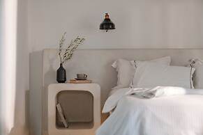 Santo Pure Oia Suites & Villas