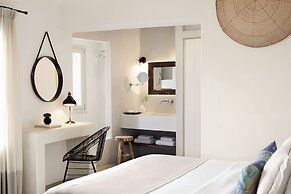 Santo Pure Oia Suites & Villas