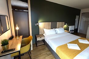 Lodge In MIS