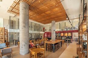 The Hub Urban Hotel