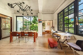 IsShoNi House