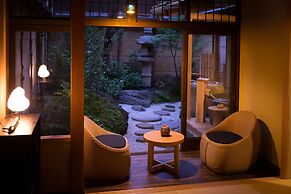 Nazuna Kyoto Nijo-jo