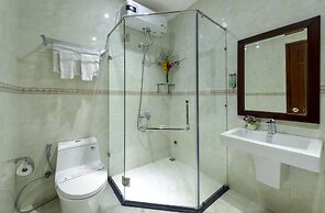 Iris Hotel Danang