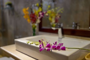 Iris Hotel Danang