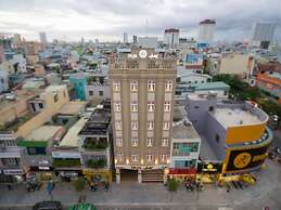 Iris Hotel Danang