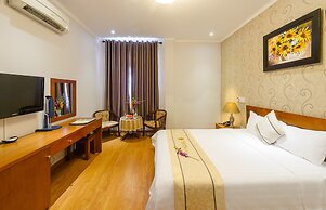 Iris Hotel Danang
