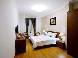Iris Hotel Danang