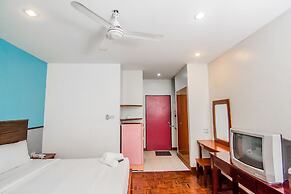 Sutus Court 4
