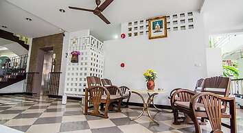 Sutus Court 4