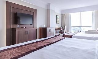 Army Hotel