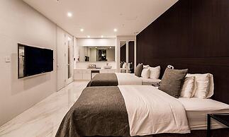Hotel the May