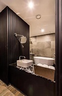 Hotel the May
