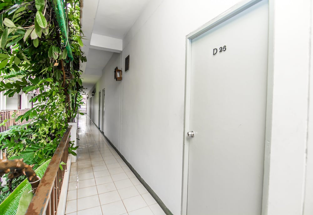 Sutus Court 5