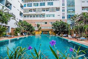 Sutus Court 5