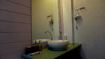 Mamagoa Resort